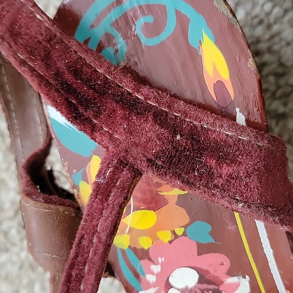 Vtg 50s Carved Wood Embroidered Velvet Sandals 5.5 - Picture 8 of 9
